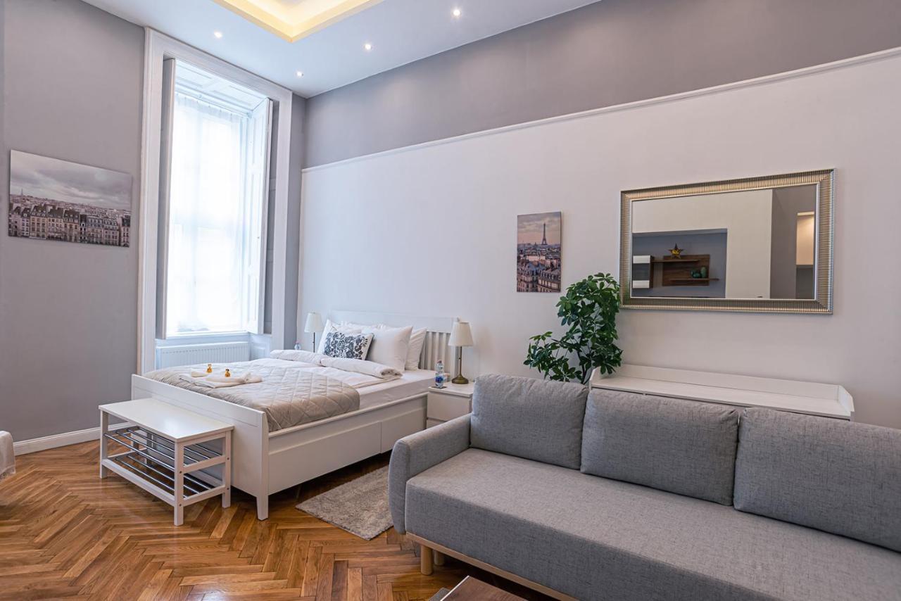 Joy Apartments On Kiraly Street Budapest Kültér fotó