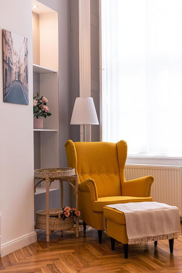 Joy Apartments On Kiraly Street Budapest Kültér fotó